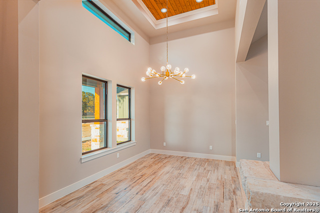 Listing photo id 3 for 136 Hondo Ridge