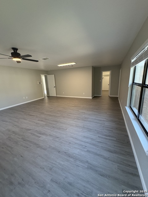 Image 13 of 16 For 8110 Stagwood