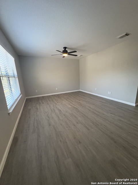 Image 7 of 16 For 8110 Stagwood