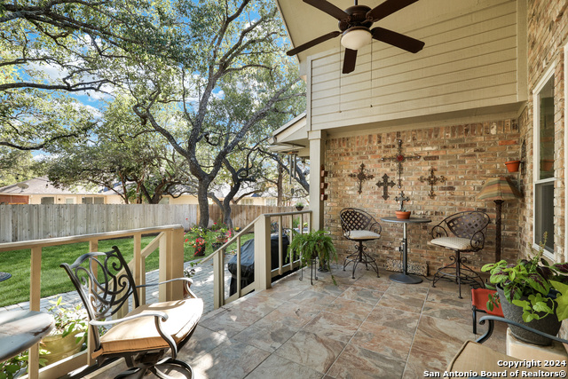 Image 15 of 25 For 13934 Amber Crst