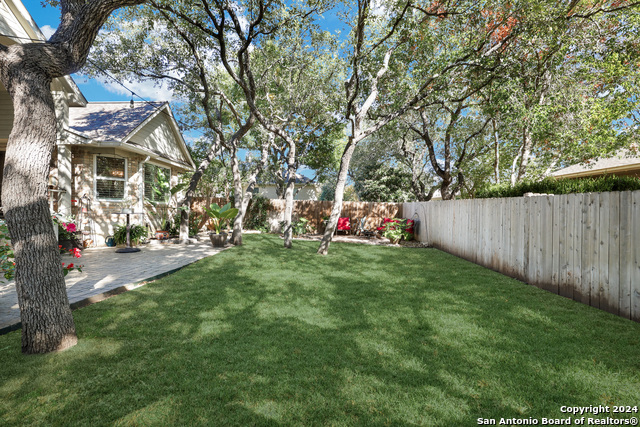 Image 23 of 25 For 13934 Amber Crst