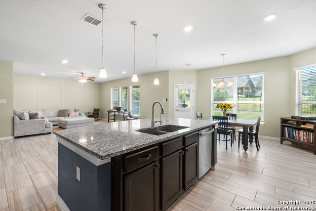 Image 11 of 30 For 3238 Blenheim