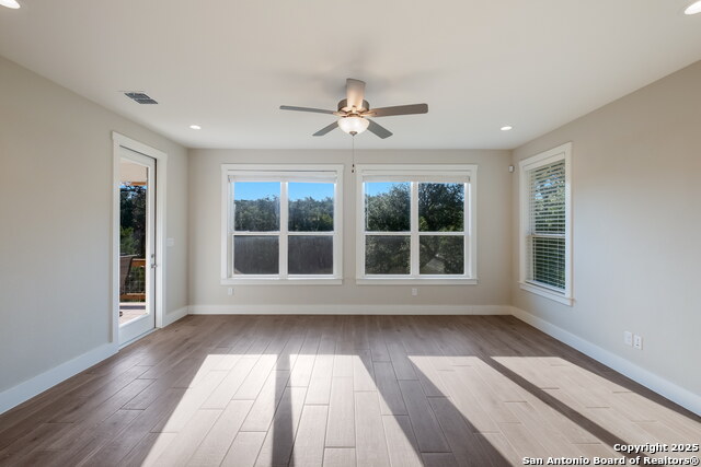 Image 5 of 18 For 1163 Lavaca Dr