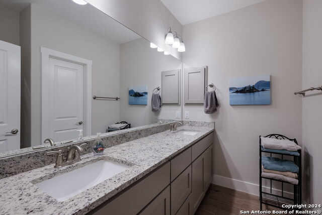 Image 7 of 18 For 1163 Lavaca Dr