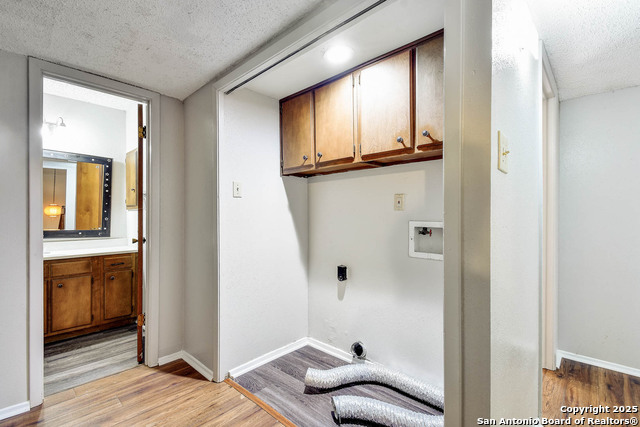 Image 24 of 29 For 5423 Callaghan