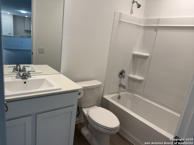 Image 15 of 19 For 13375 Furyk