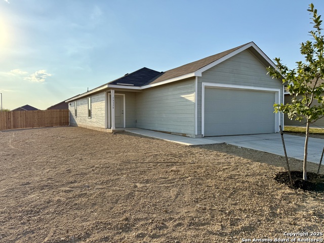 Image 4 of 19 For 13375 Furyk