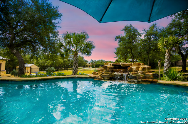 Listing photo id 1 for 31185 Windmill Ln