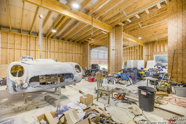 Listing photo id 88 for 31185 Windmill Ln