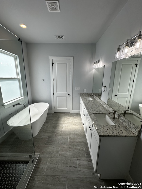 Image 15 of 22 For 327 Ebner St. #b