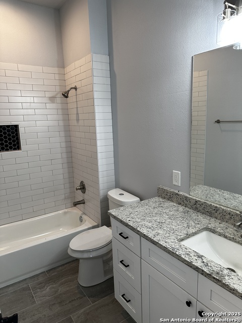 Image 16 of 22 For 327 Ebner St. #b