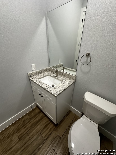 Image 8 of 22 For 327 Ebner St. #b