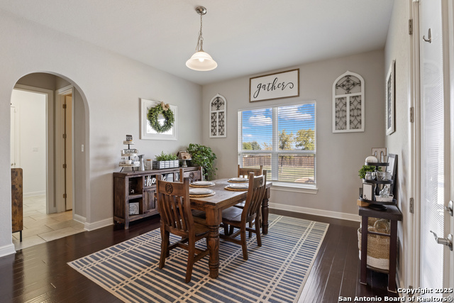 Listing photo id 12 for 115 Wagon Lane Trail