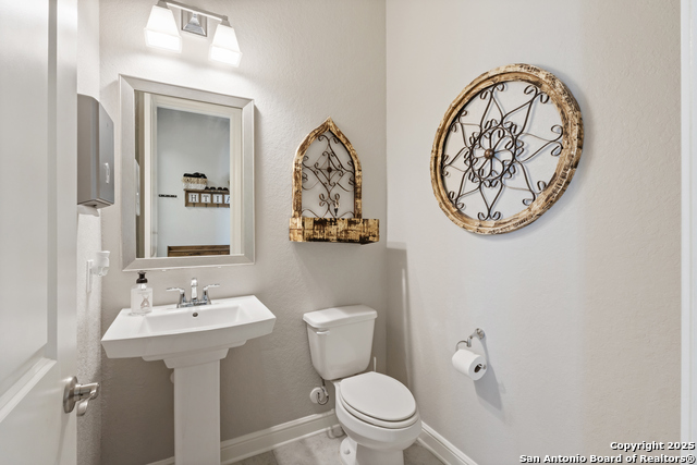 Listing photo id 20 for 115 Wagon Lane Trail