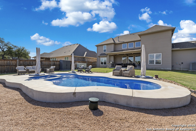 Listing photo id 41 for 115 Wagon Lane Trail