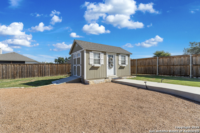 Listing photo id 42 for 115 Wagon Lane Trail