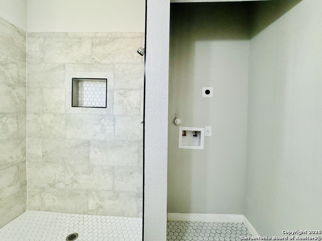 Image 6 of 12 For 1602 W Craig Pl