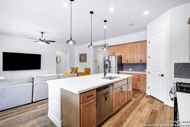 Image 11 of 31 For 110 Giverny  