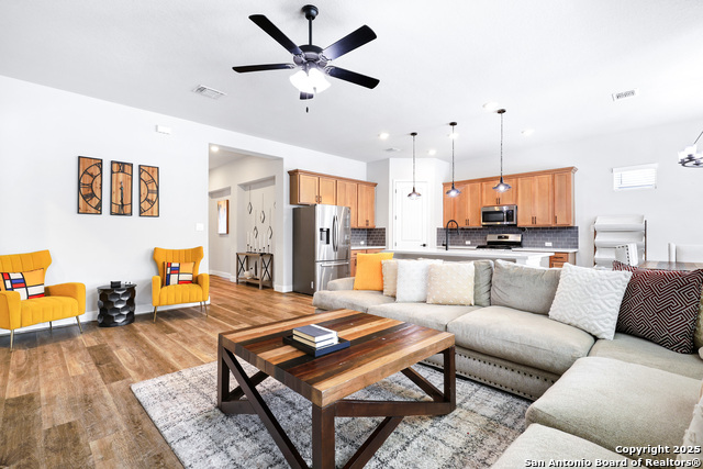 Image 8 of 31 For 110 Giverny  