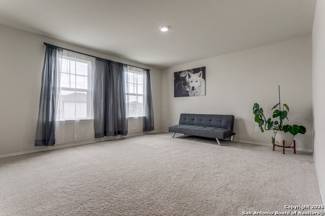 Listing photo id 11 for 6727 Ashcat  