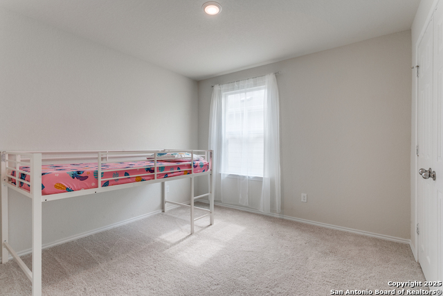 Listing photo id 13 for 6727 Ashcat  