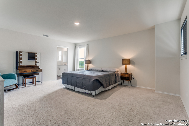 Listing photo id 15 for 6727 Ashcat  