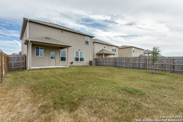 Listing photo id 20 for 6727 Ashcat  