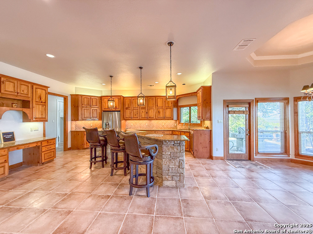 Image 10 of 73 For 204 Majestic Oaks