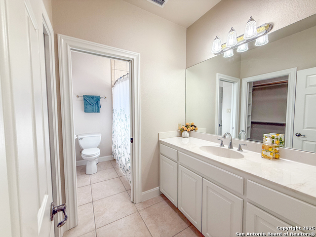 Image 25 of 73 For 204 Majestic Oaks