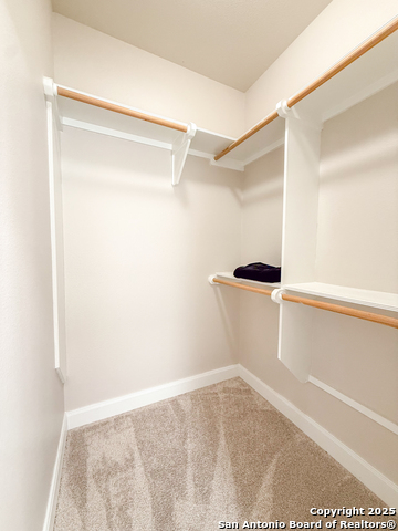 Image 26 of 73 For 204 Majestic Oaks