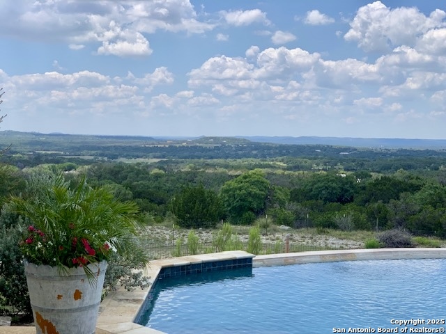 Image 38 of 73 For 204 Majestic Oaks