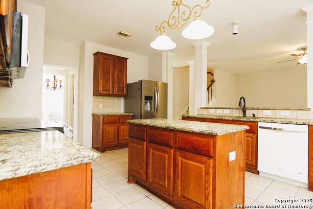 Image 8 of 46 For 1111 Glade Crossing