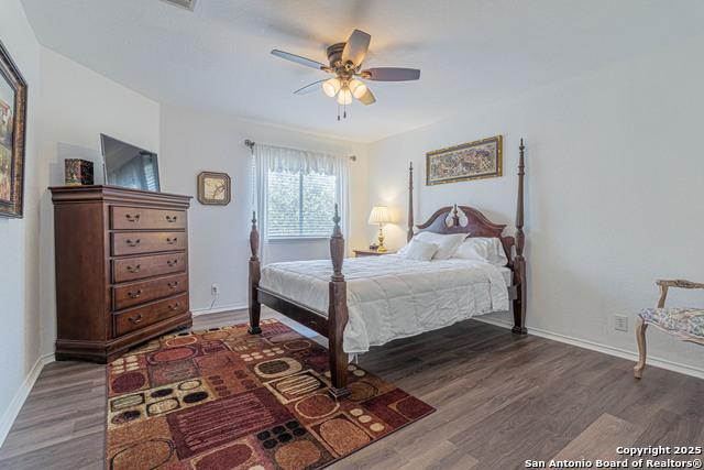 Image 29 of 50 For 929 San Fernando