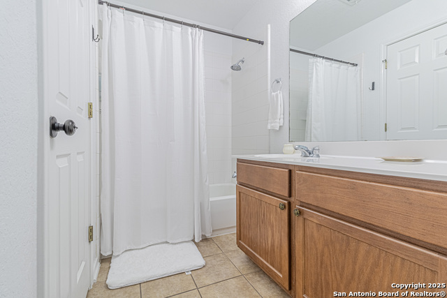 Image 33 of 50 For 929 San Fernando