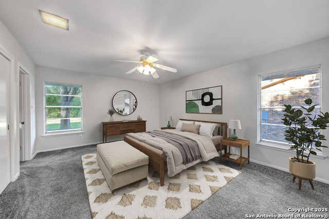 Image 15 of 26 For 127 Meadowood Lane