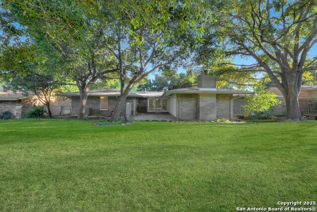 Image 24 of 26 For 127 Meadowood Lane