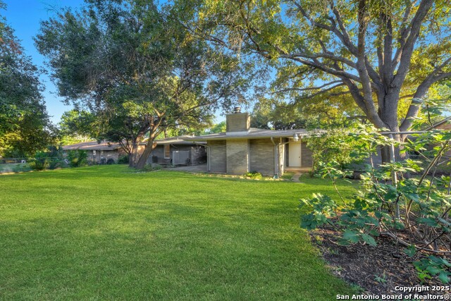 Image 25 of 26 For 127 Meadowood Lane