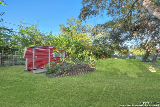 Image 26 of 26 For 127 Meadowood Lane