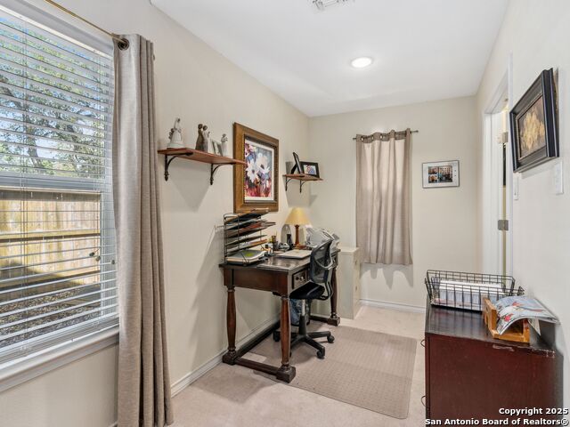 Image 17 of 30 For 26817 Hogan Dr