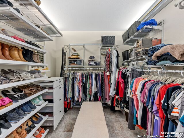 Image 18 of 30 For 26817 Hogan Dr