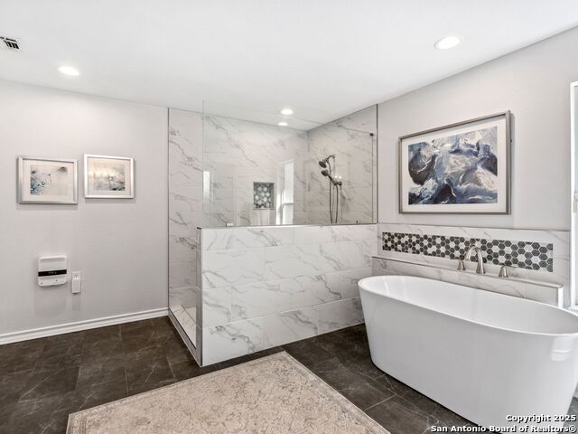 Image 20 of 30 For 26817 Hogan Dr