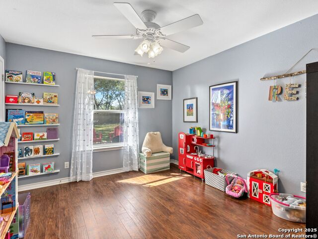 Image 24 of 30 For 26817 Hogan Dr