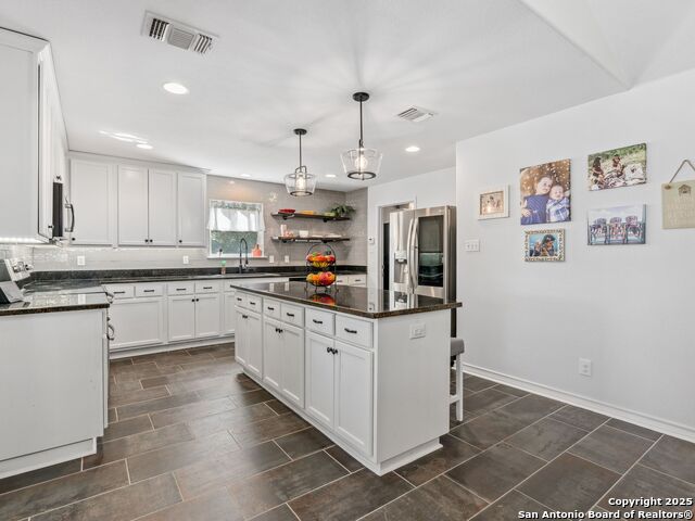 Image 9 of 30 For 26817 Hogan Dr