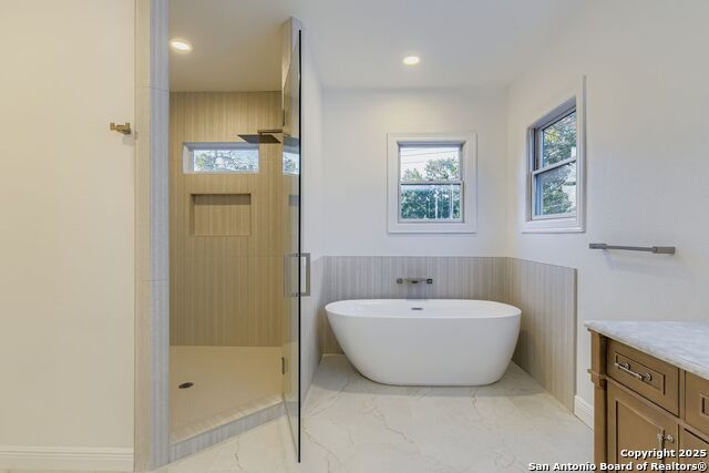 Listing photo id 18 for 211 Elizabeth