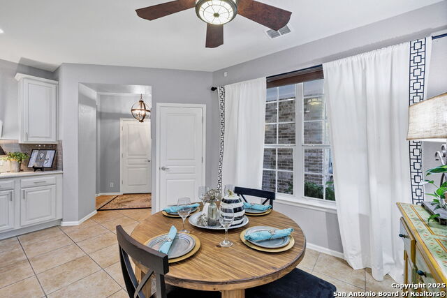 Image 18 of 60 For 12507 Rapids Pass