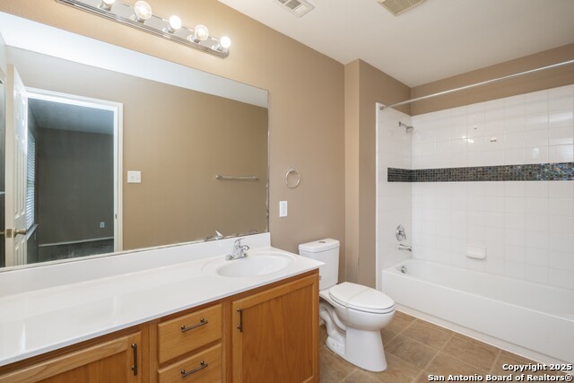 Listing photo id 20 for 10407 Crystal View