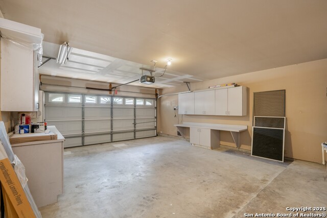 Listing photo id 33 for 10407 Crystal View