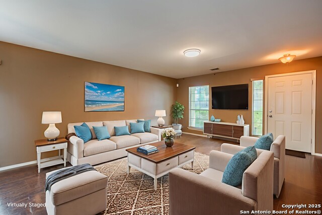 Listing photo id 2 for 10407 Crystal View