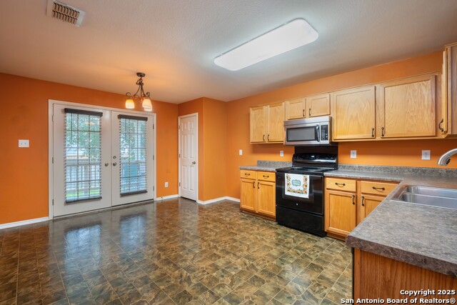 Listing photo id 6 for 10407 Crystal View