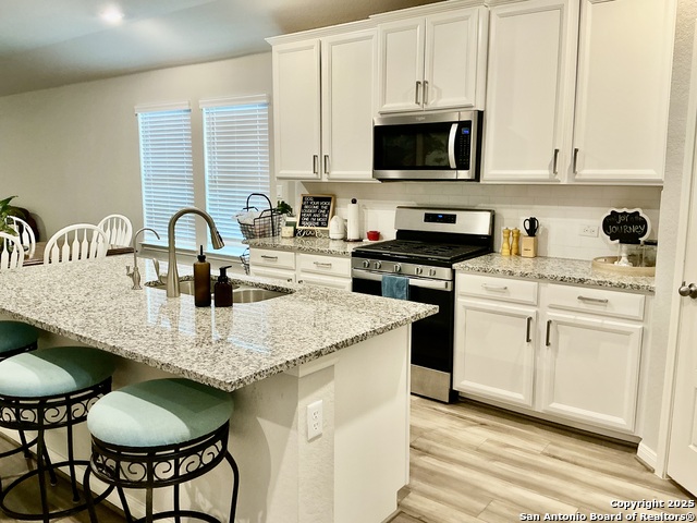 Image 12 of 34 For 1540 Arcadian Lily